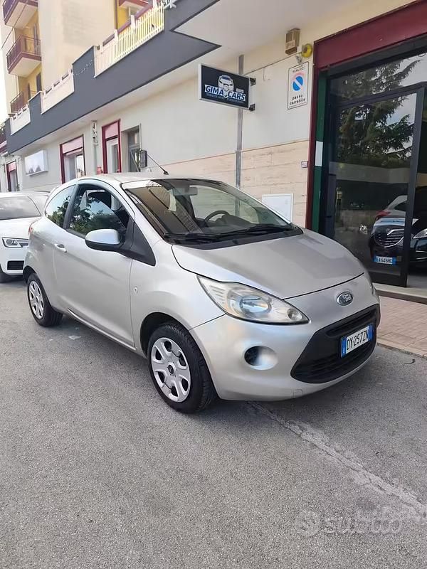 Usata Ford Ka Titanium 75 CV (55 kW) 2009 Grigio Utilitaria
