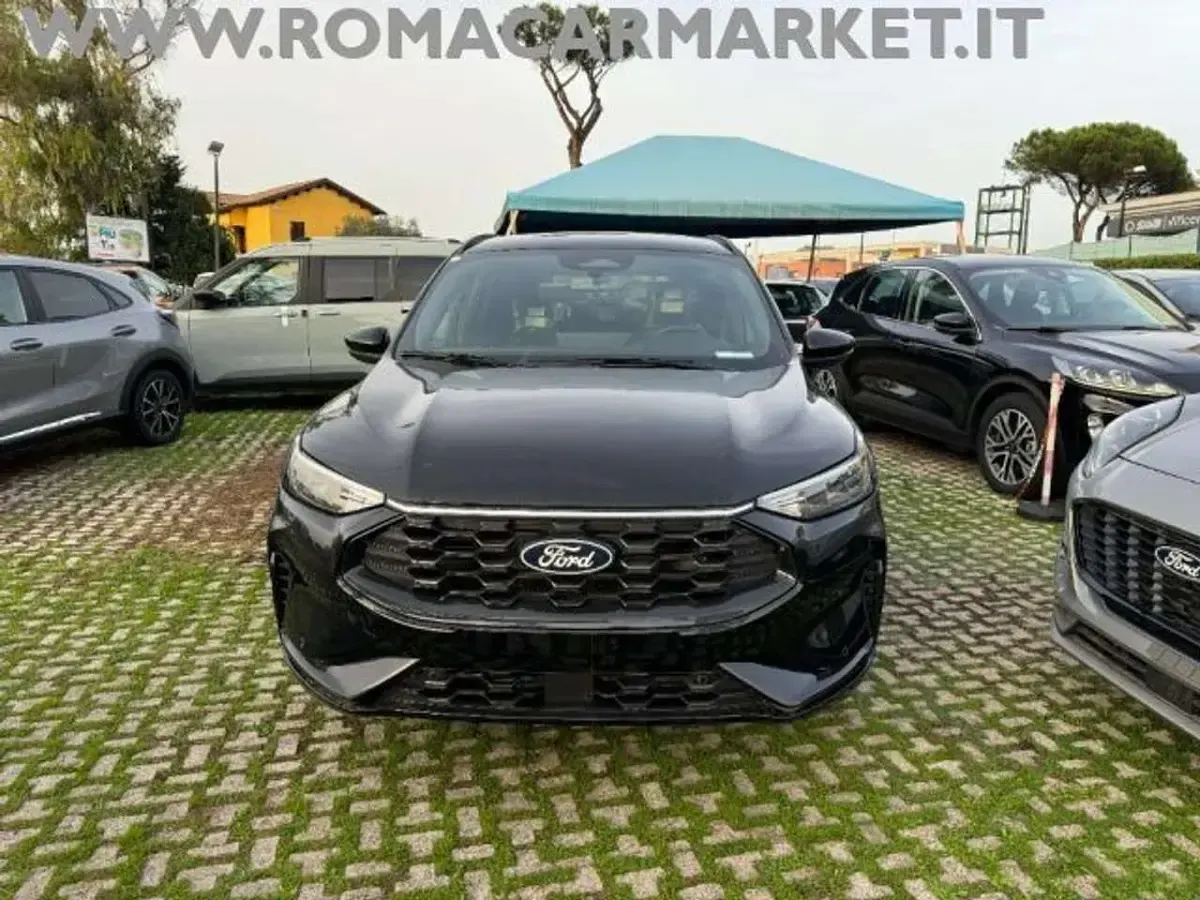 Nuova Ford Kuga ST-Line 179 CV (131 kW) 2025 Nero SUV