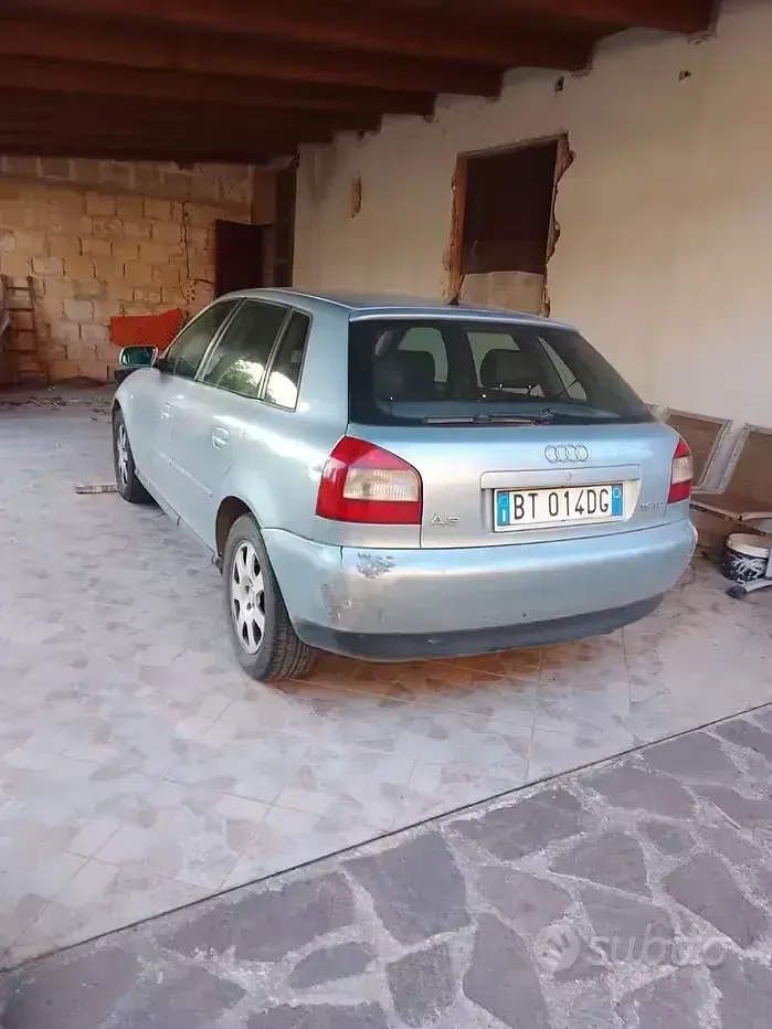 Usata Audi A3 130 CV (95 kW) 2001 Grigio Utilitaria