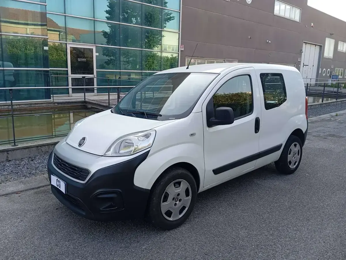 Usata Fiat Fiorino 95 CV (69 kW) 2021 Bianco Monovolume
