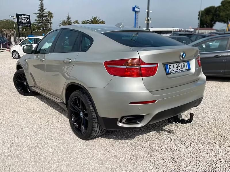 Begagnad BMW X6 245 HK (180 kW) 2011 Gul SUV