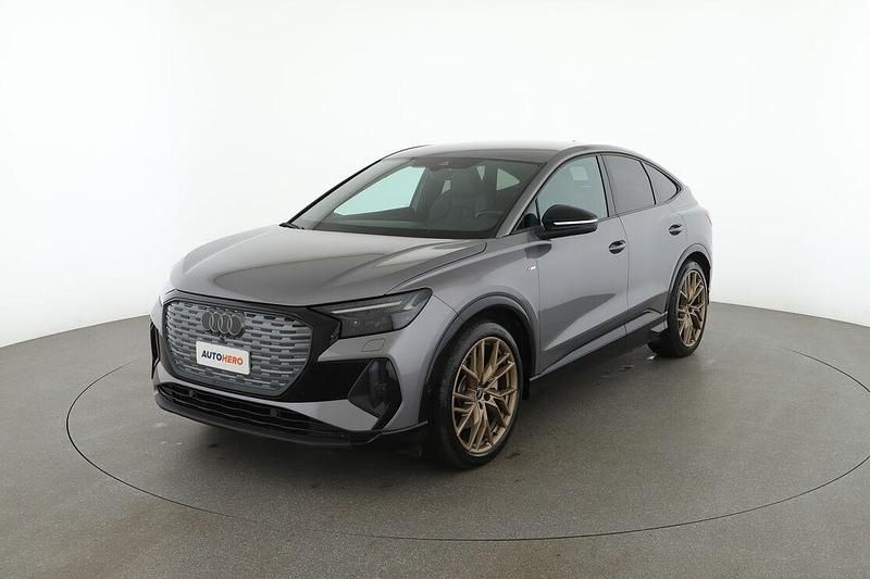 Grigio Usata 2022 Audi Q4 Sportback e-tron S-Line SUV | 39.099 € (Buon prezzo) - Immagine 1/3