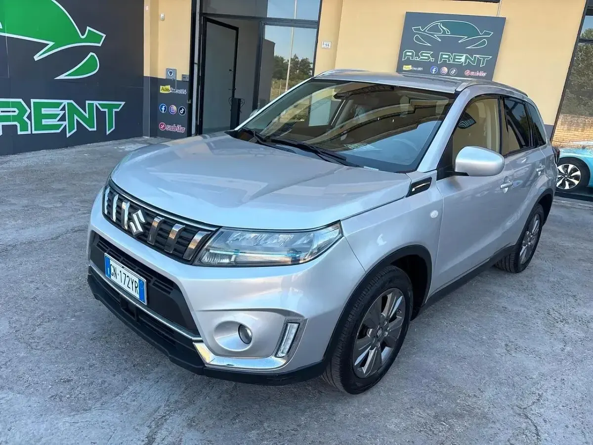 Usata Suzuki Vitara 129 CV (94 kW) 2023 Grigio SUV