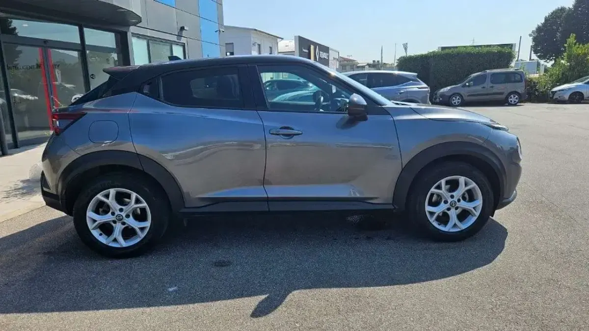 Usata Nissan Juke N-Connecta 114 CV (83 kW) 2021 Antracite metallizzato SUV
