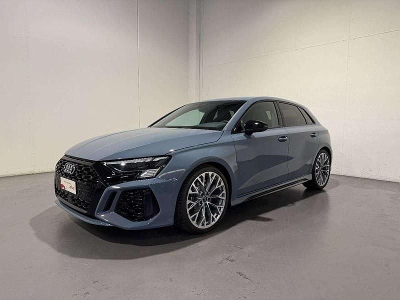 Usata Audi RS3 400 CV (294 kW) 2023 Blu Berlina