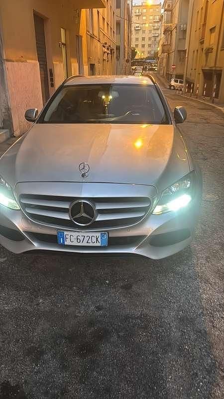 Usata 2016 Mercedes C200 Executive Station wagon | 12.500 € (Molto cara) - Immagine 1/4