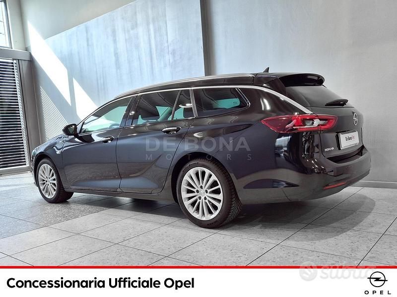 Usata Opel Insignia Innovation 170 CV (125 kW) 2018 Nero Station wagon