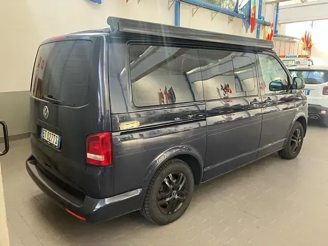 Usata VW California Beach 140 CV (102 kW) 2014 Blu Furgone