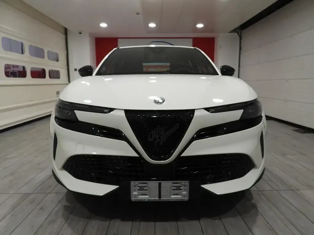 Nuova Alfa Romeo GT Junior Edizione Speciale 145 CV (106 kW) 2025 Bianco SUV