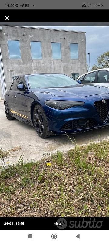 Usata Alfa Romeo Giulia 180 CV (132 kW) 2016 Blu Berlina