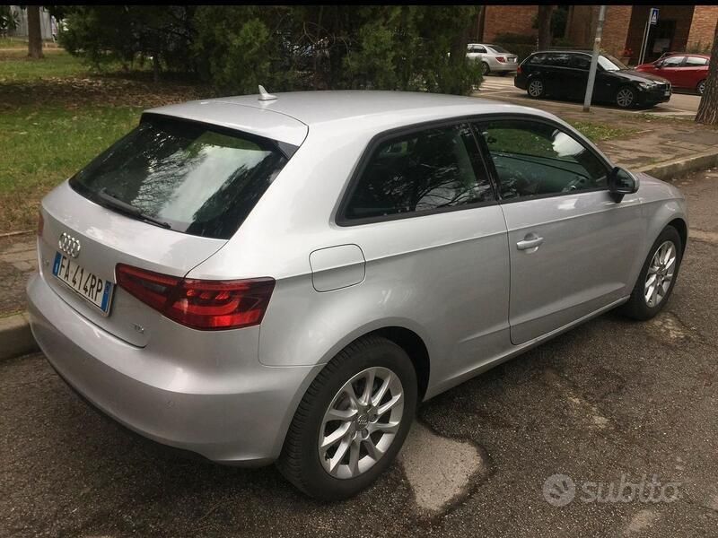 Gebraucht Audi A3 Ambition 105 PS (77 kW) 2014 Silber Coupé