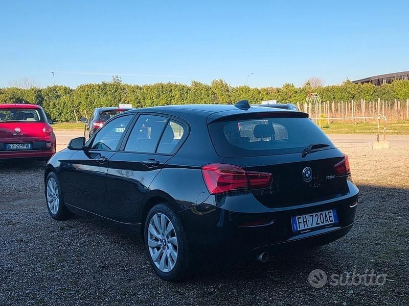 Usata BMW 118 150 CV (110 kW) 2017 Nero Utilitaria