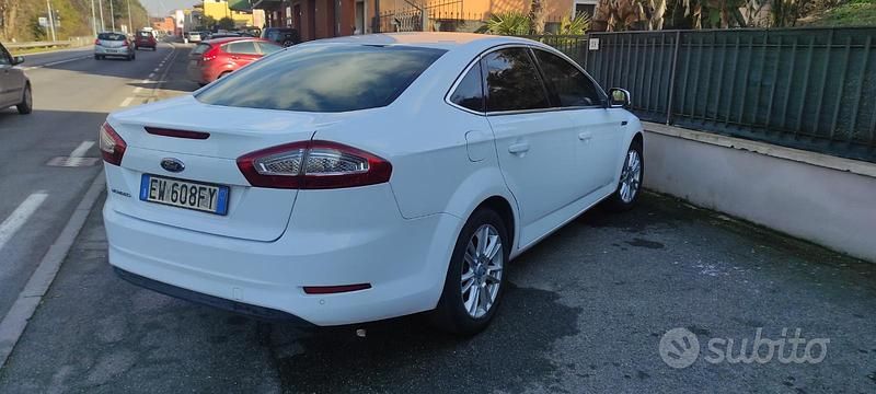 Bianco Usata 2014 Ford Mondeo SUV | 7200 € - Immagine 1/4
