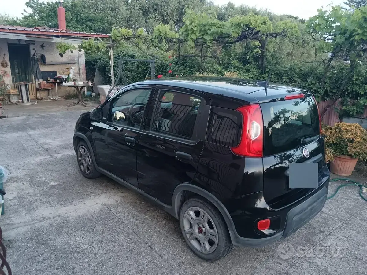 Usata Fiat Panda 69 CV (50 kW) 2023 Nero Utilitaria