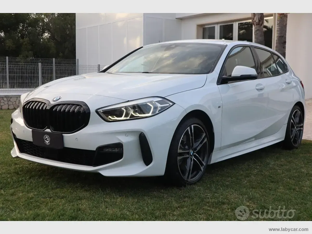 Usata BMW 116 M Sport 116 CV (85 kW) 2022 Bianco Utilitaria