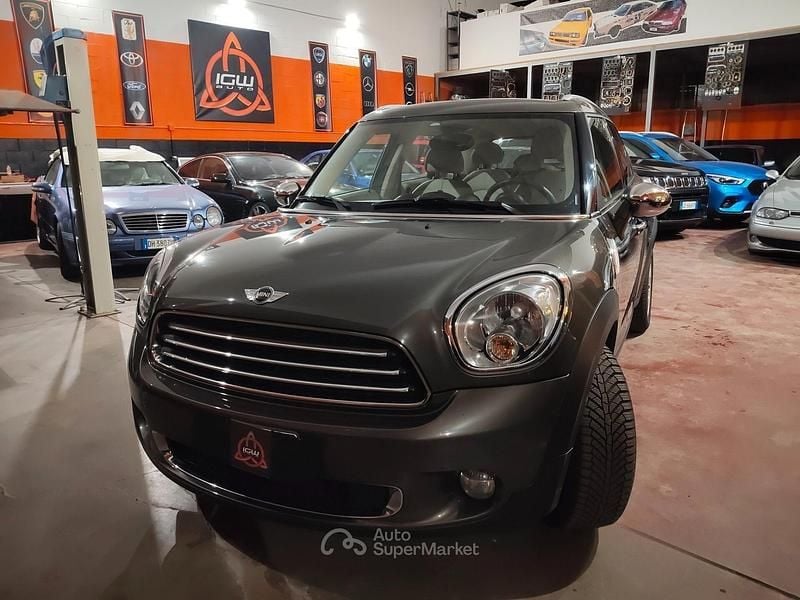 Usata Mini Countryman 98 CV (72 kW) 2011 Marrone SUV