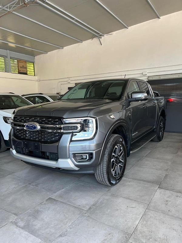 Usata Ford Ranger Limited 205 CV (150 kW) 2024 Grigio Pick-up