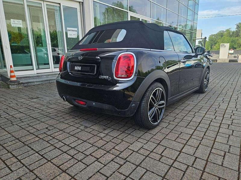 Usata Mini Cooper D Cabriolet Hype 116 CV (85 kW) 2018 Nero Cabrio