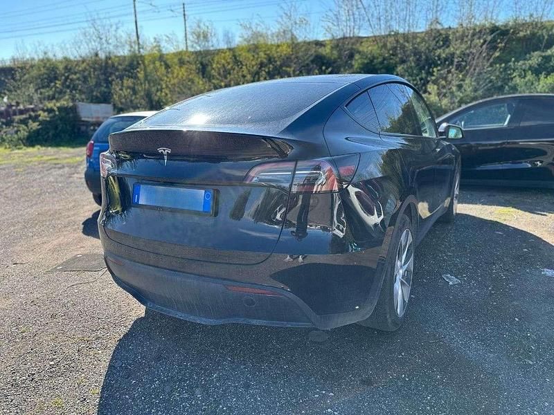 Usata Tesla Model Y 88 kW (120 CV) 2022 Nero SUV