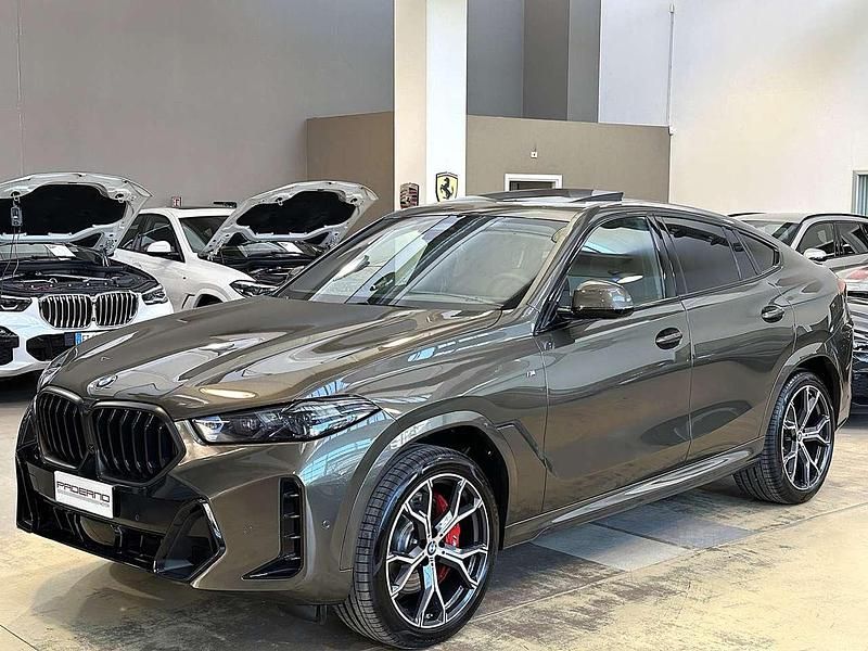 Usata BMW X6 M Sport 298 CV (219 kW) 2025 Manhattan SUV