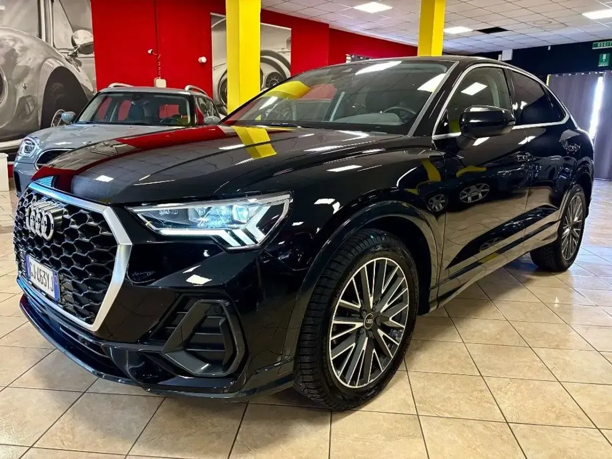 Usata Audi Q3 Sportback Ambiente 150 CV (110 kW) 2022 Nero SUV