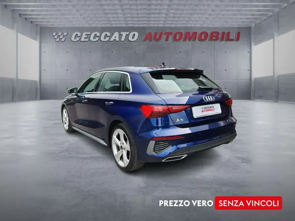 Usata Audi A3 S-Line 116 CV (85 kW) 2024 Blu/azzurro Berlina
