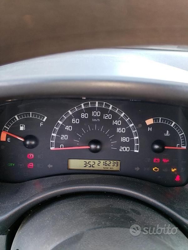 Usata Fiat Punto 2010 Grigio Utilitaria