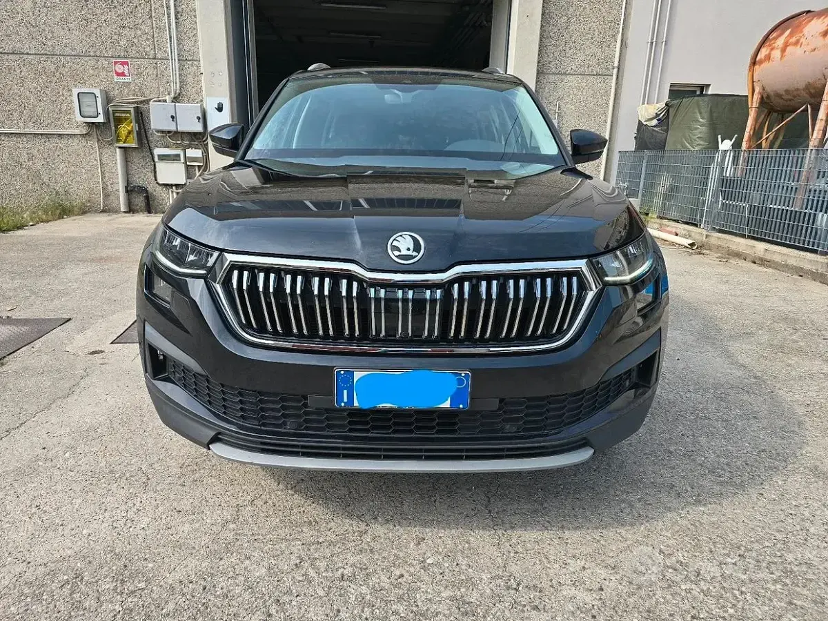 Begagnad Skoda Kodiaq Style 150 HK (110 kW) 2022 Svart SUV