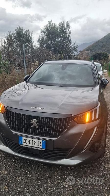 Usata Peugeot 2008 GT-line 100 CV (73 kW) 2020 SUV