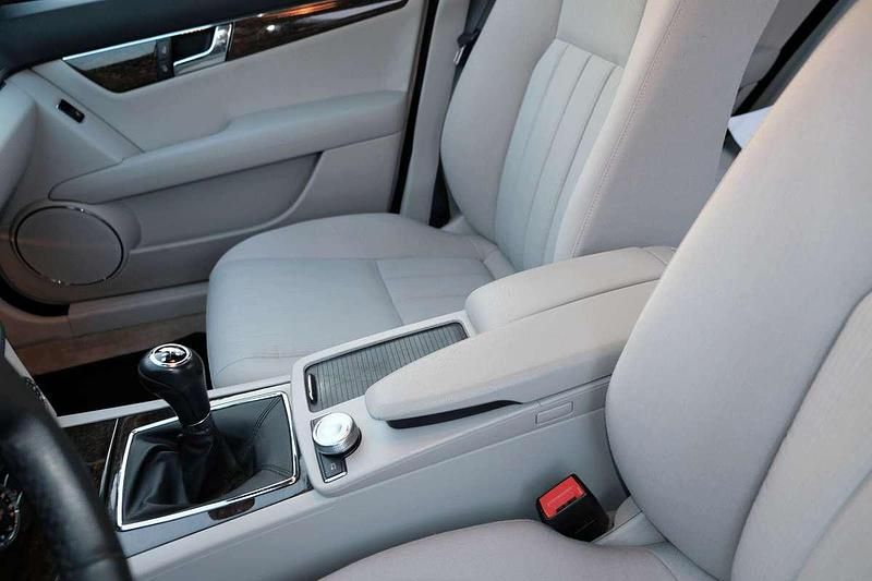 Usata Mercedes C200 Elegance 184 CV (135 kW) 2008 Berlina