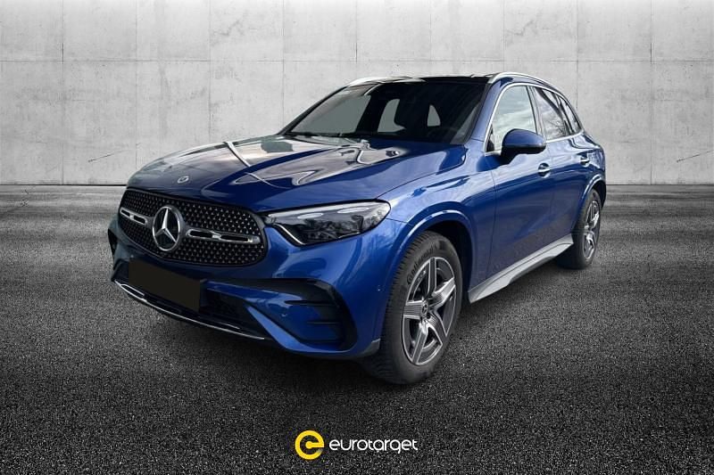 Usata Mercedes GLC300e AMG Line Premium Plus 269 CV (197 kW) 2024 Blu metallizzato SUV