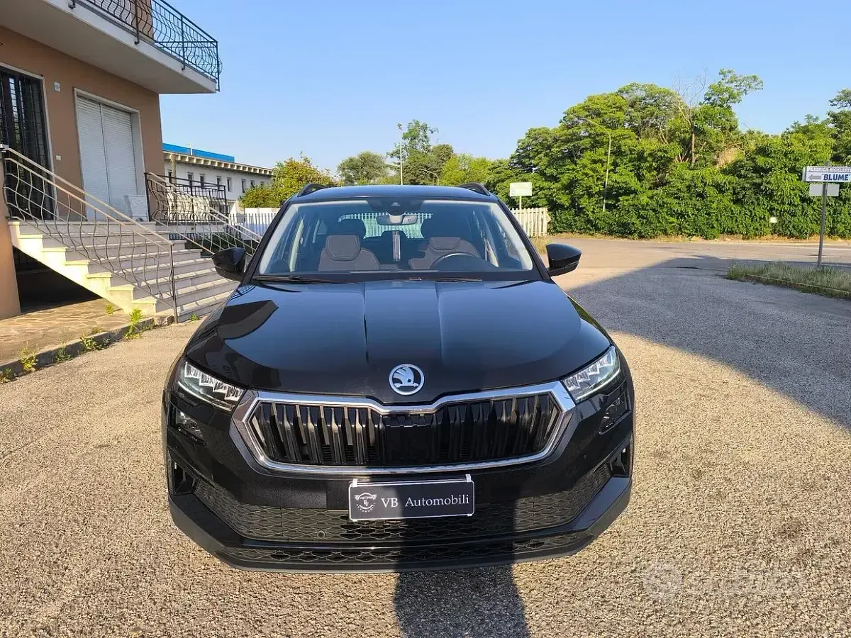 Usata Skoda Karoq Executive 116 CV (85 kW) 2022 Nero SUV