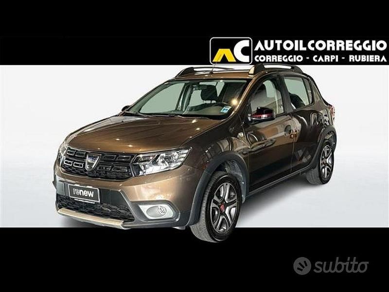 Usata Dacia Sandero Comfort 95 CV (69 kW) 2020 Marrone Utilitaria