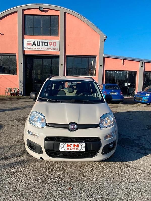 Usata Fiat Panda Lounge 85 CV (62 kW) 2014 Bianco Berlina