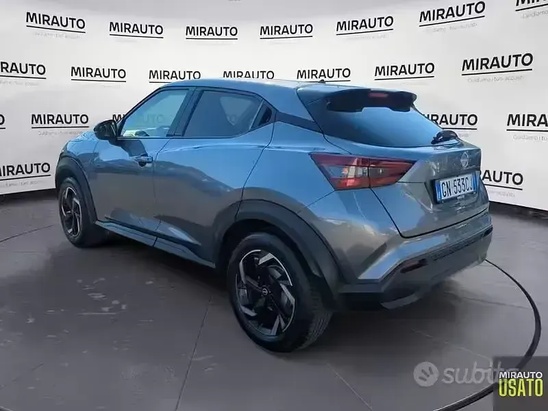 Usata Nissan Juke Acenta 114 CV (83 kW) 2023 Grigio SUV
