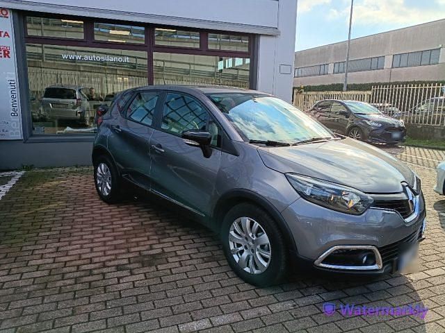 Usata Renault Captur 90 CV (66 kW) 2015 Grigio SUV