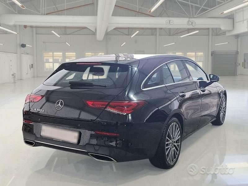 Usata Mercedes CLA180 2021 Nero Berlina