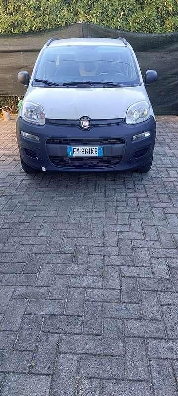 Usata Fiat Panda Young 80 CV (58 kW) 2015 Bianco Utilitaria