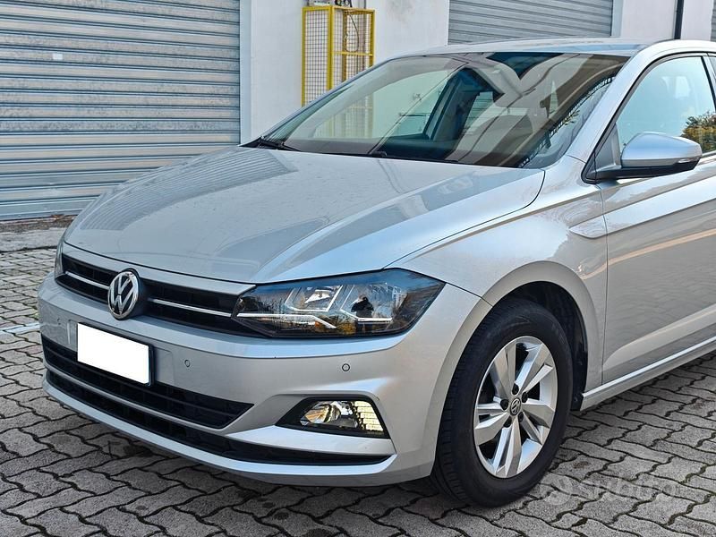 Usata VW Polo 80 CV (58 kW) 2019 Grigio Berlina