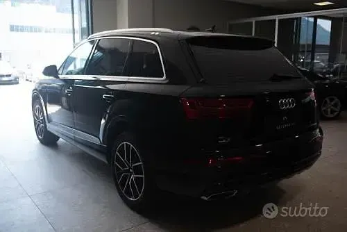 Usata Audi Q7 Sport 272 CV (200 kW) 2017 Nero SUV