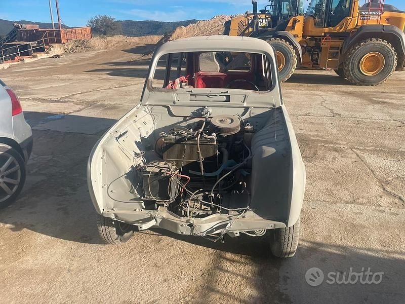 Usata Renault R4 34 CV (25 kW) 1982 Utilitaria