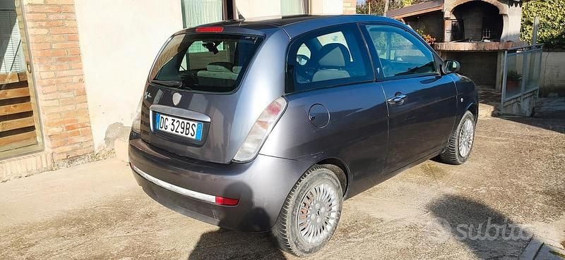 Usata Lancia Ypsilon 80 CV (58 kW) 2007 Utilitaria