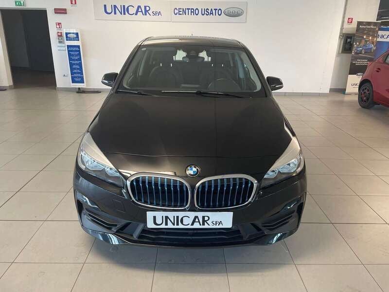 Nero Usata 2018 BMW 225 Active Tourer Luxury Line Monovolume | 17.900 € (Buon prezzo) - Immagine 1/4