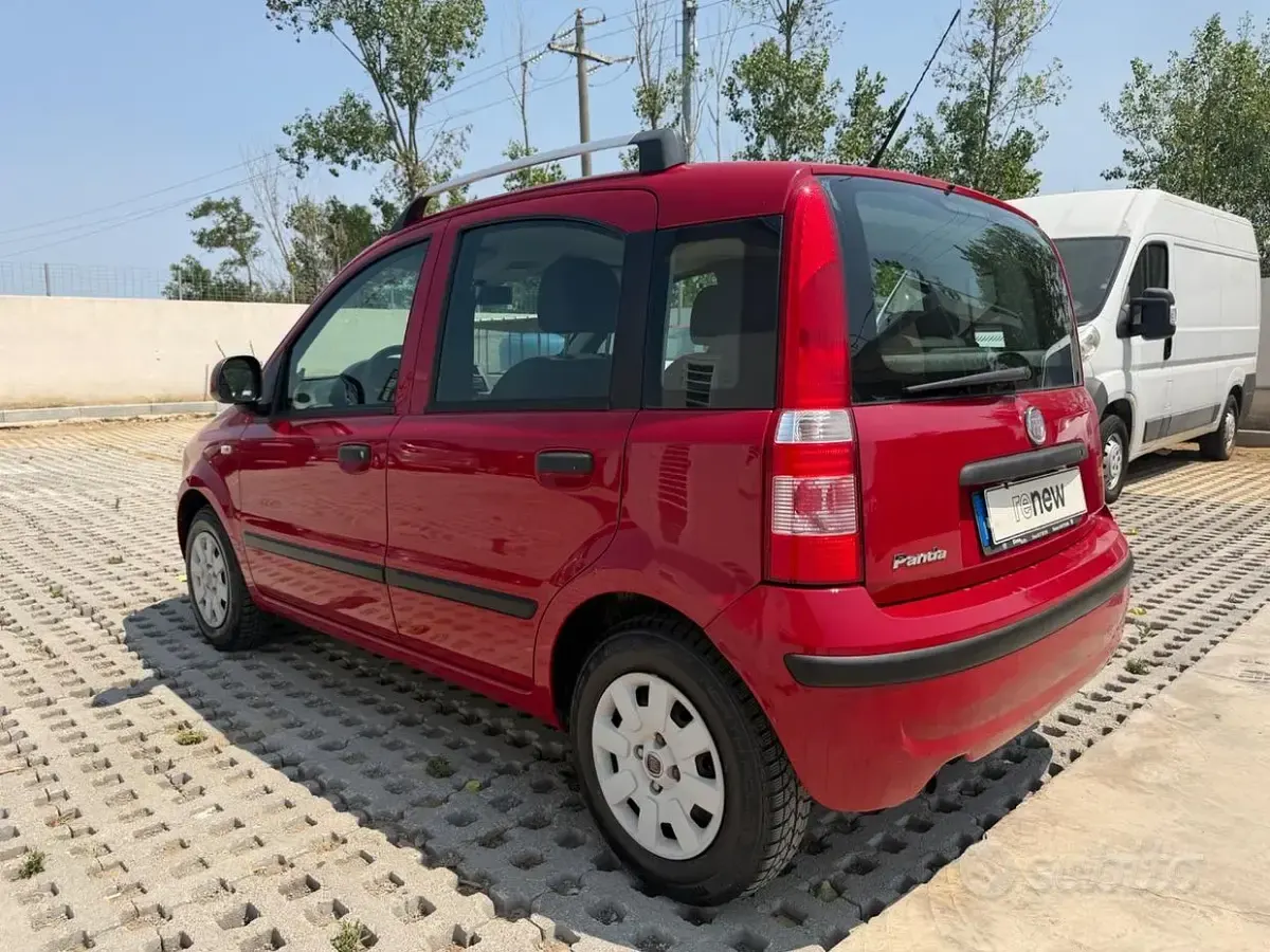 Usata Fiat Panda Dynamic 60 CV (44 kW) 2010 Rosso Utilitaria