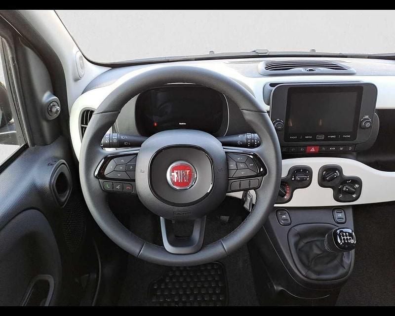 Usata Fiat Panda Cross Cross 69 CV (50 kW) 2025 Verde Utilitaria