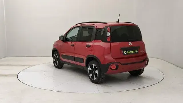 Usata Fiat Panda Cross Cross 70 CV (51 kW) 2024 Rosso Utilitaria