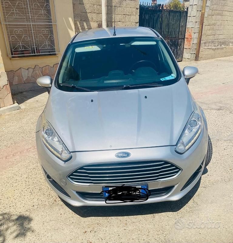 Usata 2016 Ford Fiesta Utilitaria | 5000 € (Ottimo prezzo) - Immagine 1/4