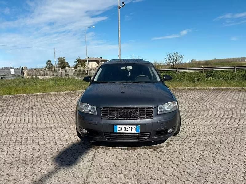Usata Audi A3 Attraction 140 CV (102 kW) 2009 Nero Utilitaria