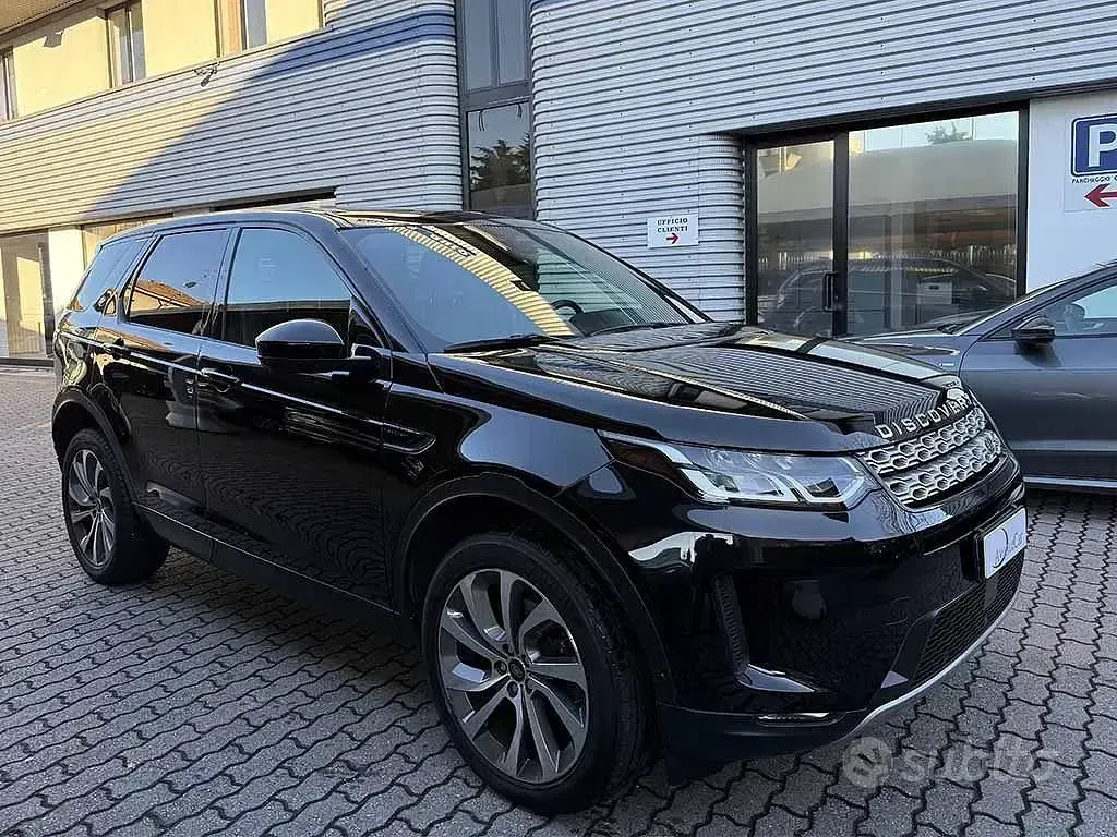 Usata Land Rover Discovery Sport HSE 204 CV (150 kW) 2021 Nero / metallizzato SUV