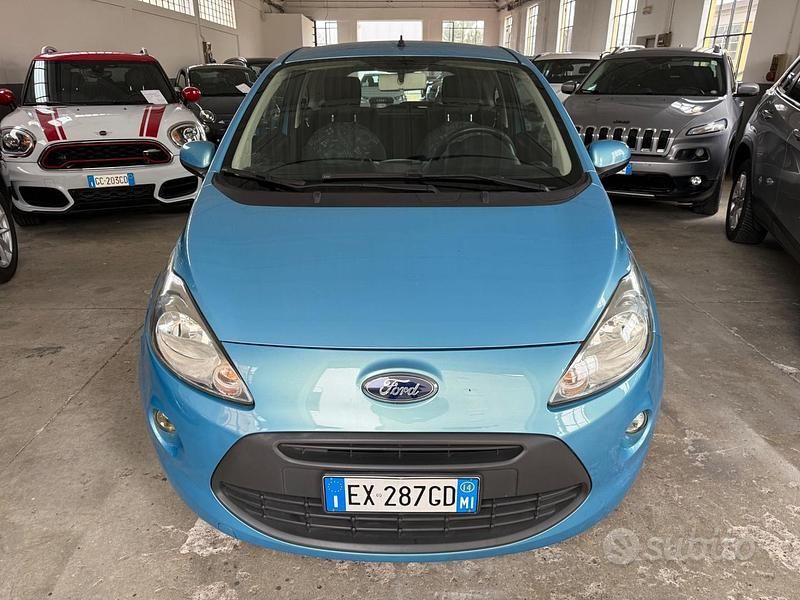Usata Ford Ka 69 CV (50 kW) 2014 Blu Berlina